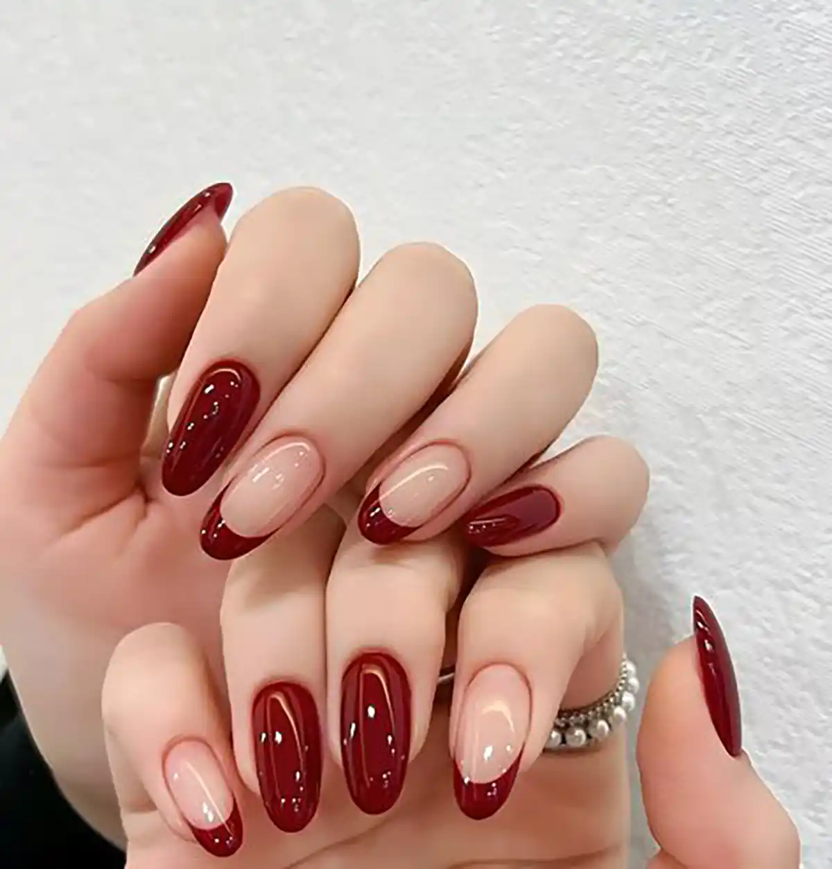 طرح ناخن مشکی سفید 