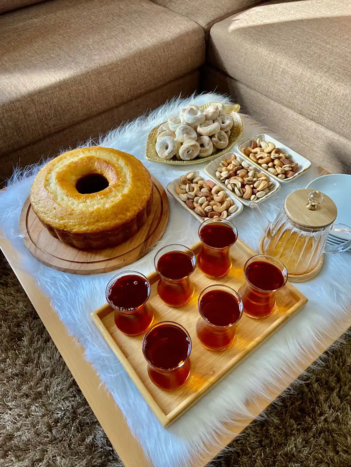 طرز تهیه کیک ساده با ماست