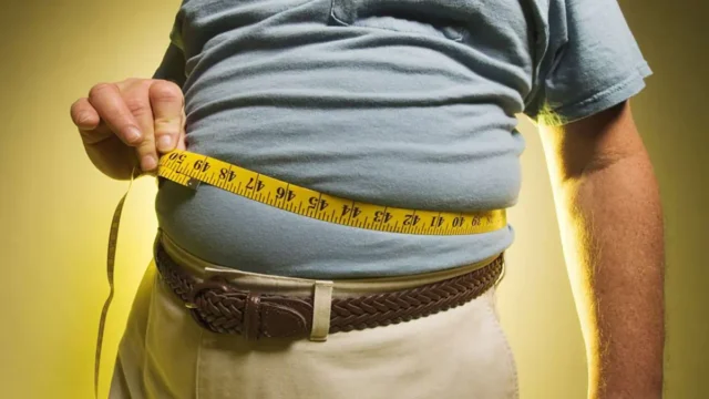 چه چیزی برای لاغری شکم و پهلو خوبه + راه حل شگفت انگیز