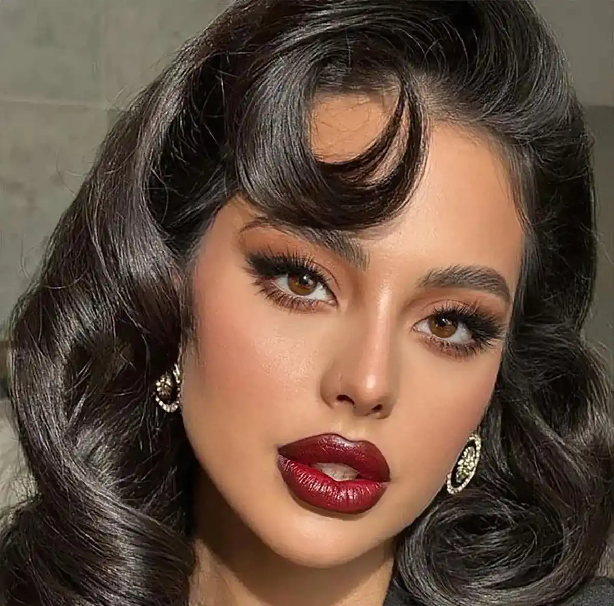مدل ارایش دخترانه ساده و شیک برای عروسی 