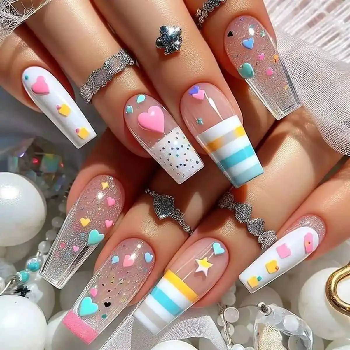 طرح ناخن شیک و باکلاس ۱۴۰۳