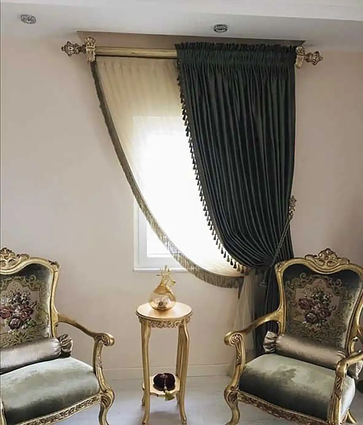 پرده پذیرایی پانچ