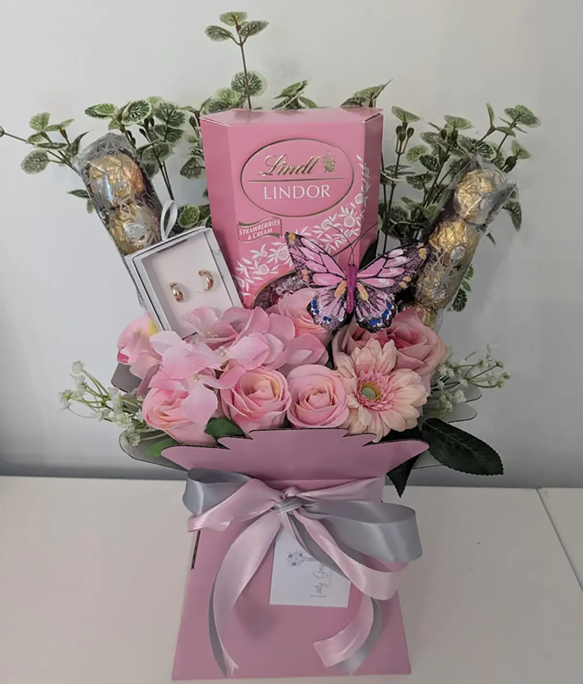 دسته گل کادویی دسته گل ساده و شیک دسته گل ارزان دسته گل لاکچری دسته گل ژیپسوفیلا دسته گل کوچک و شیک دسته گل زیبا برای دوست