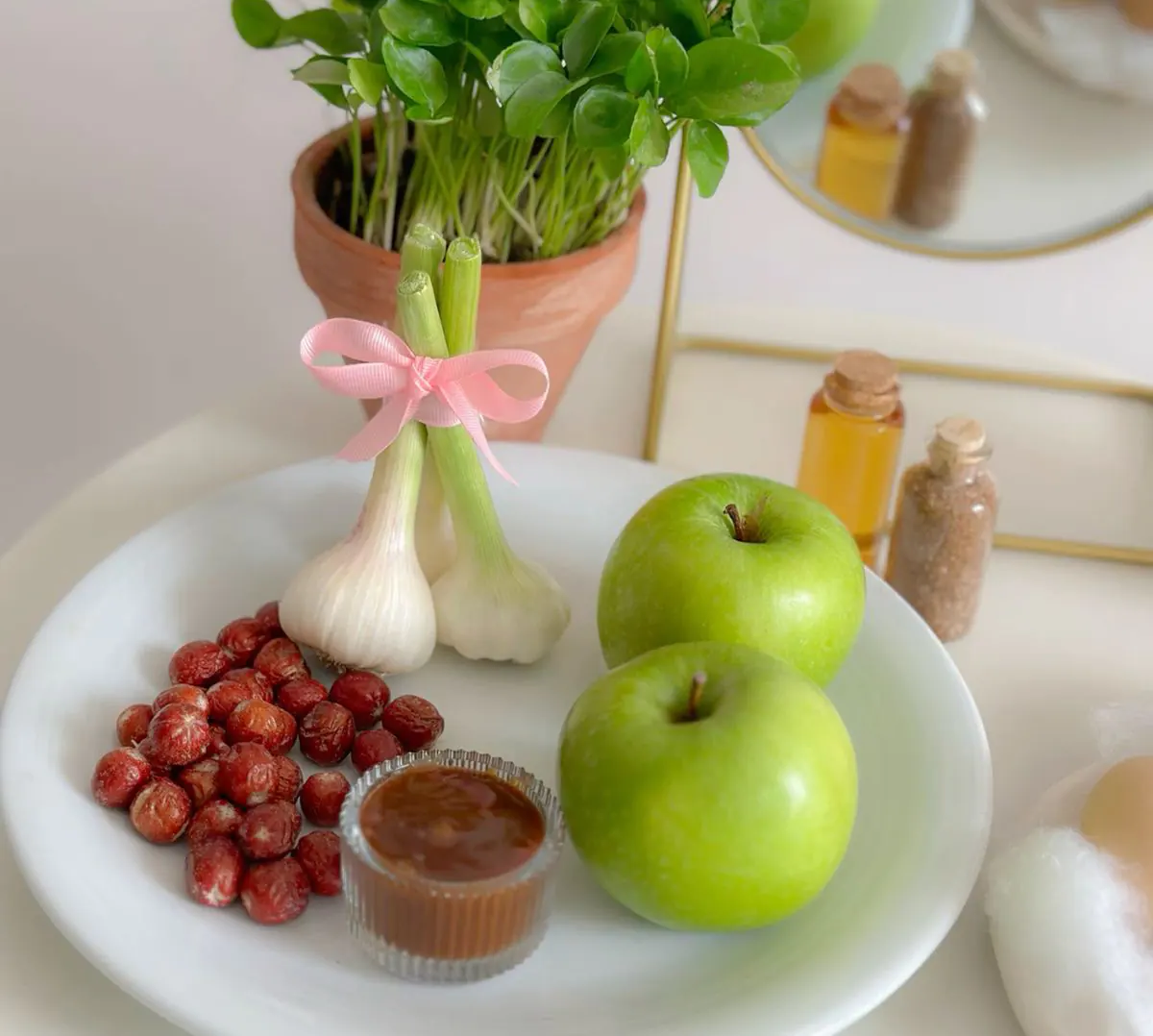 دیزاین هفت سین مدرن سفره هفت سین ساده و شیک عکس سفره هفت سین عکس سفره هفت سین فانتزی سفره هفت سین سنتی ظرف هفت سین لاکچری سفره هفت سین 1404