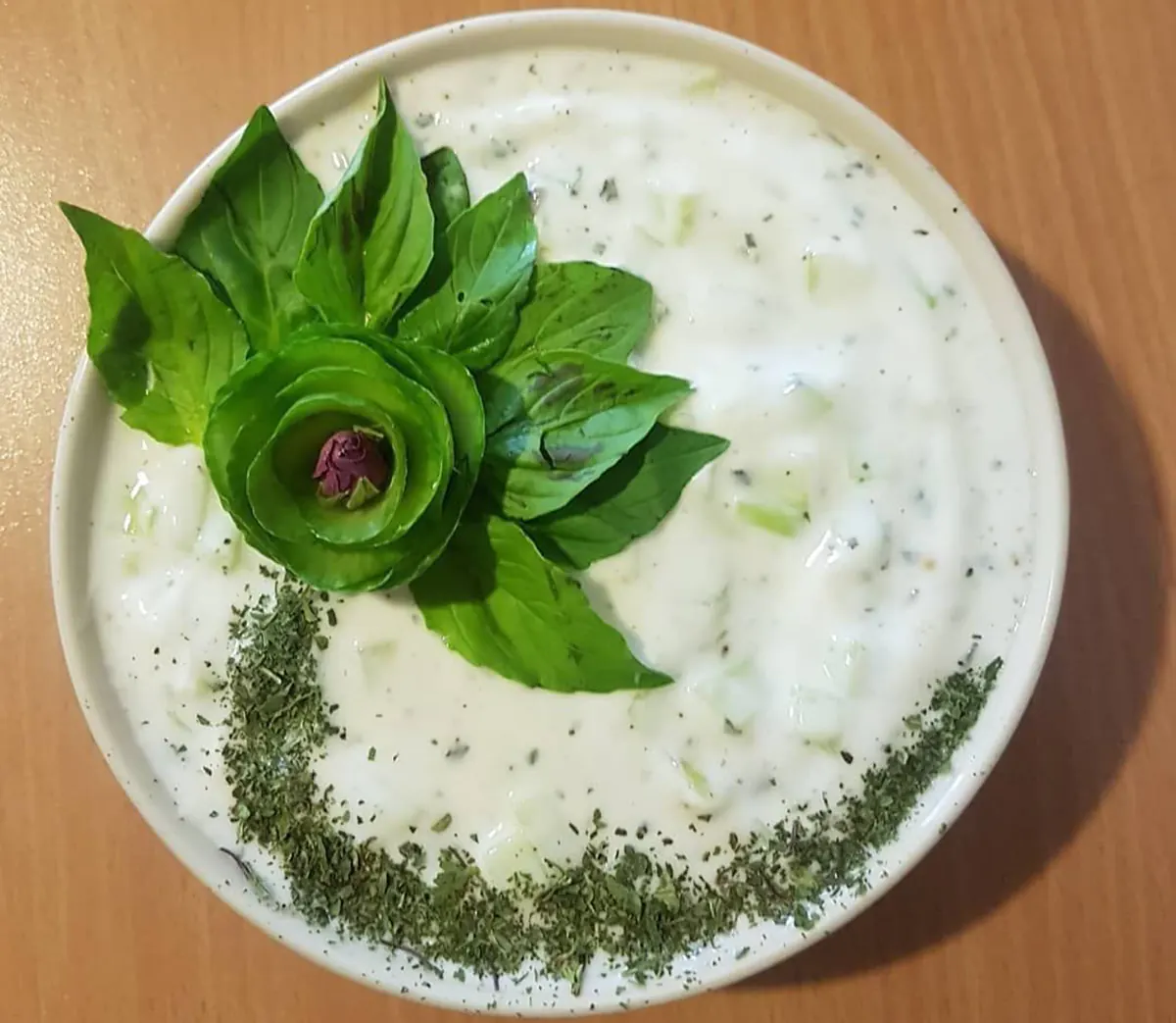 دیزاین مجلسی ماست تزیین ماست برای مهمانی دیزاین مجلسی ماست app تزیین ماست و خیار طرز تهیه ماست و خیار با کشمش و گردو