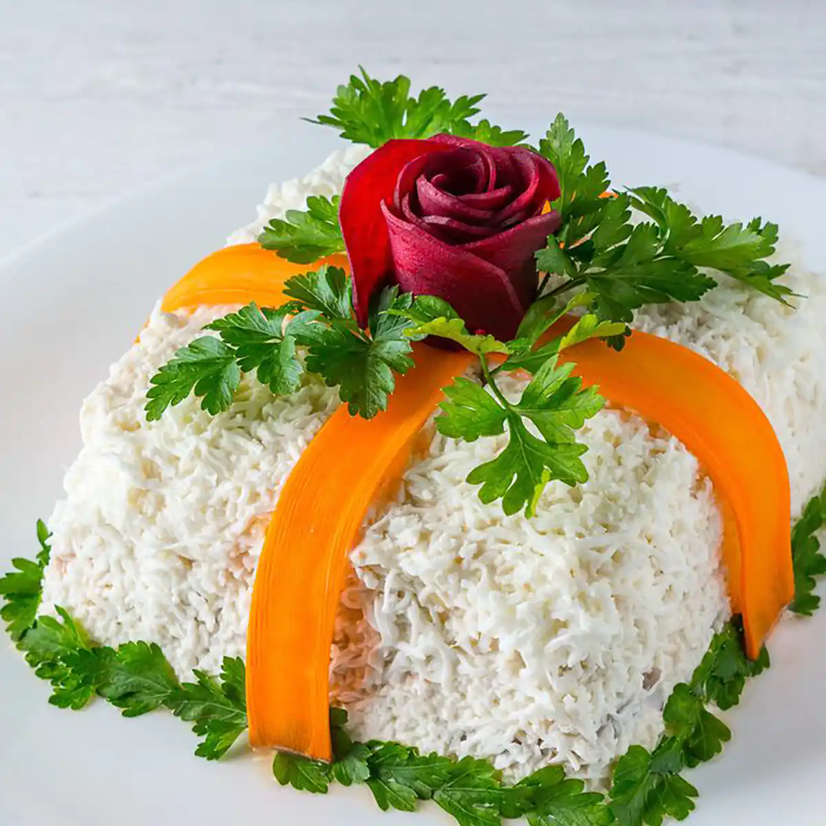 تزیین سالاد الویه برای تولد