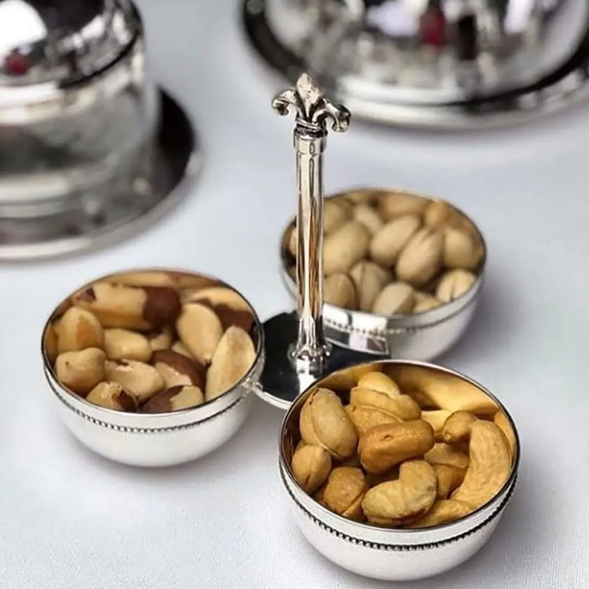 آجیل خوری چوبی دیجی کالا آجیل خوری کریستال دیجی کالا شکلات خوری کریستال ظروف پذیرایی لاکچری دیجی کالا قیمت میوه خوری کریستال دیجی کالا شیرینی خوری میوه خوری چوبی سرویس پذیرایی جدید