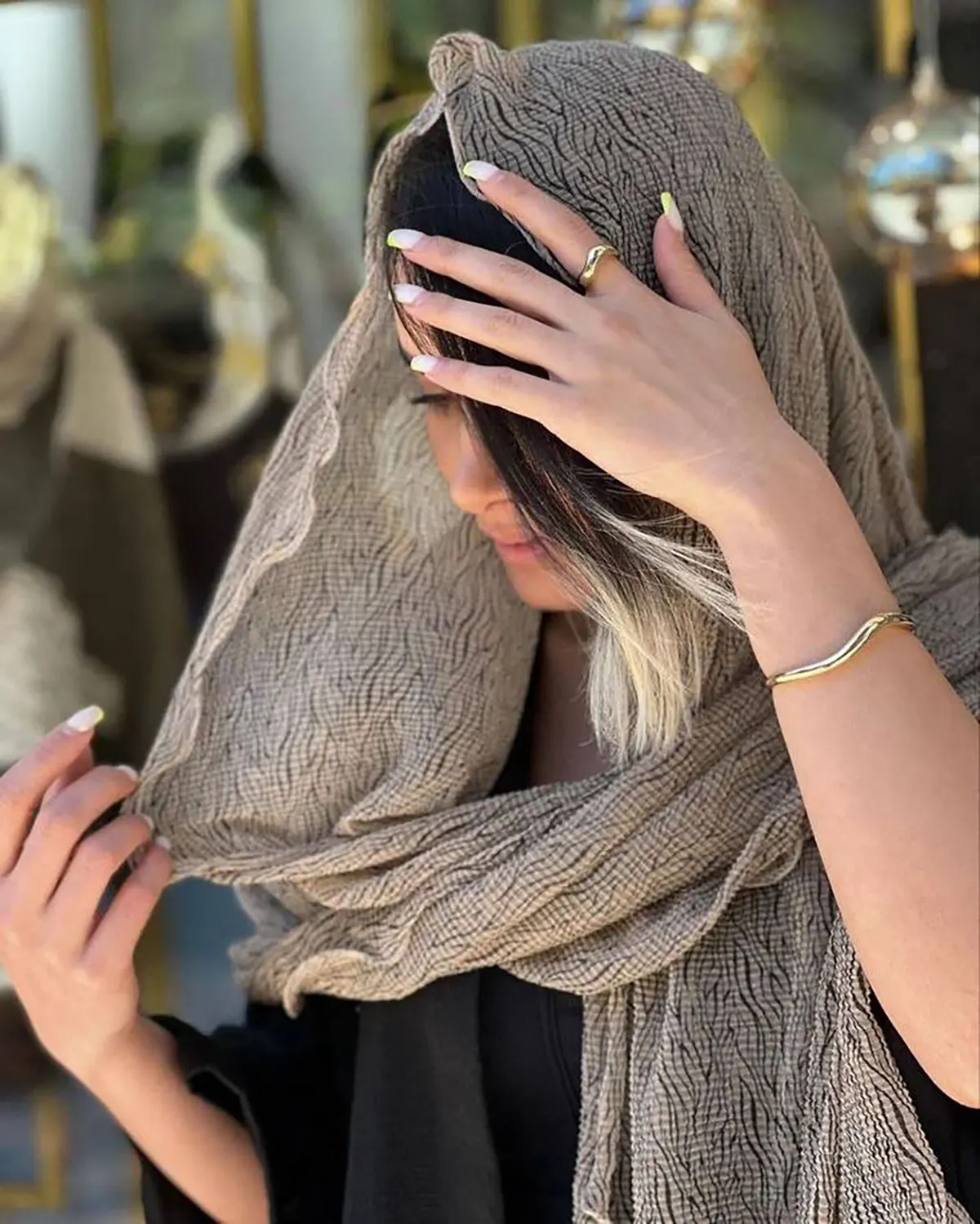 
شال و روسری
شال زنانه
شال نخی
پیج شال و روسری
شال پرند اسکارف
شال و روسری گرگان
