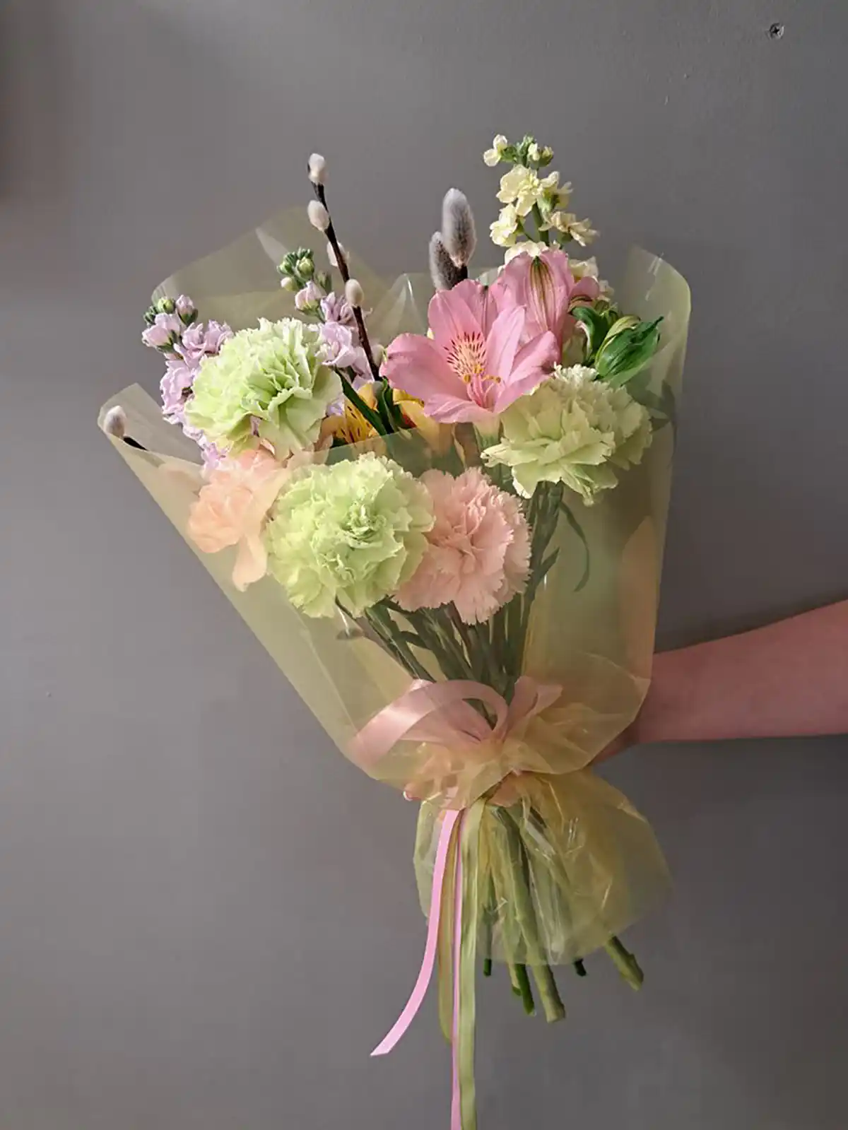 دسته گل ساده و شیک دسته گل لاکچری دسته گل ارزان دسته گل کوچک برای هدیه دسته گل ژیپسوفیلا دسته گل هدیه