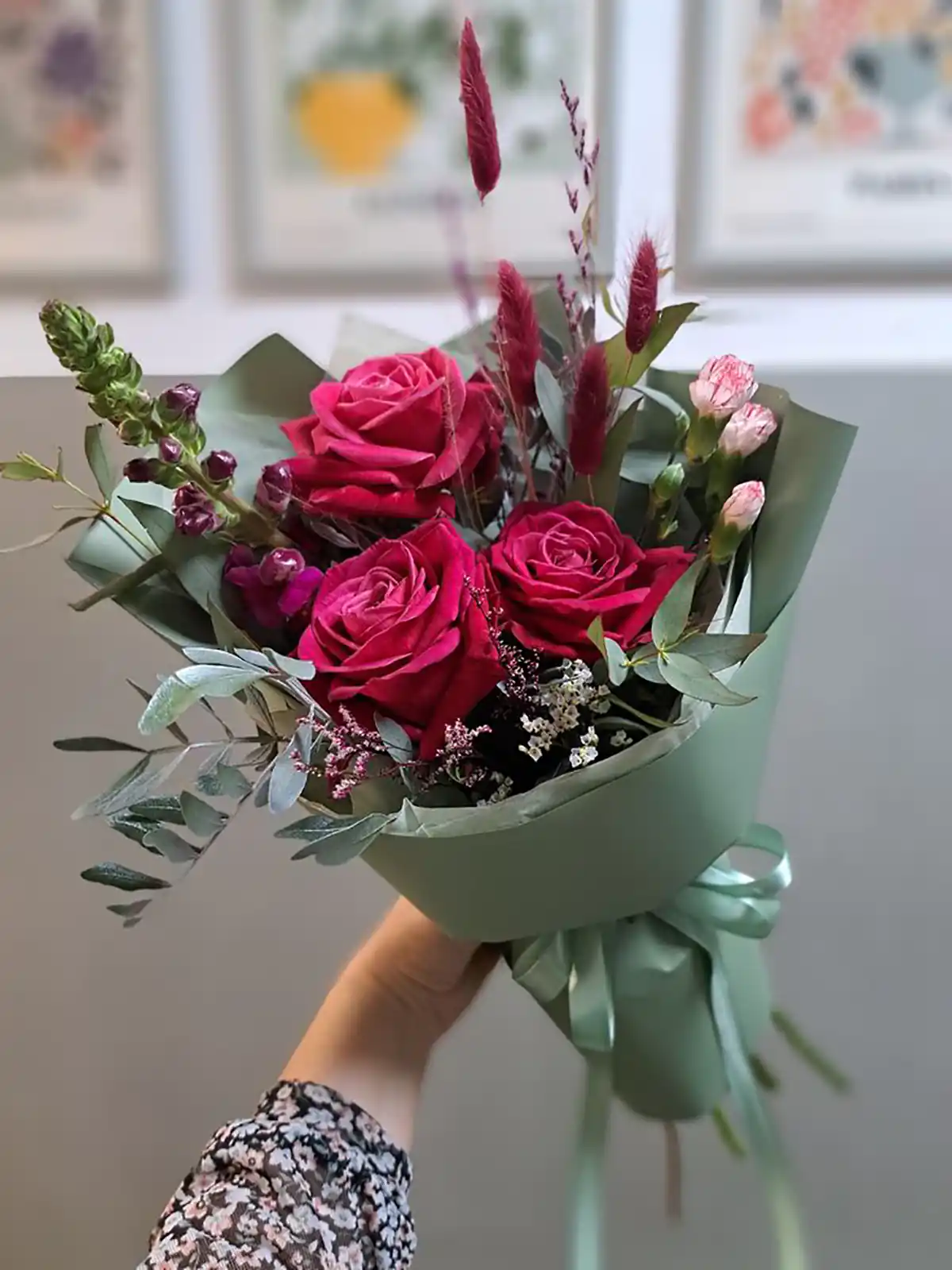 دسته گل ساده و شیک دسته گل لاکچری دسته گل ارزان دسته گل کوچک برای هدیه دسته گل ژیپسوفیلا دسته گل هدیه