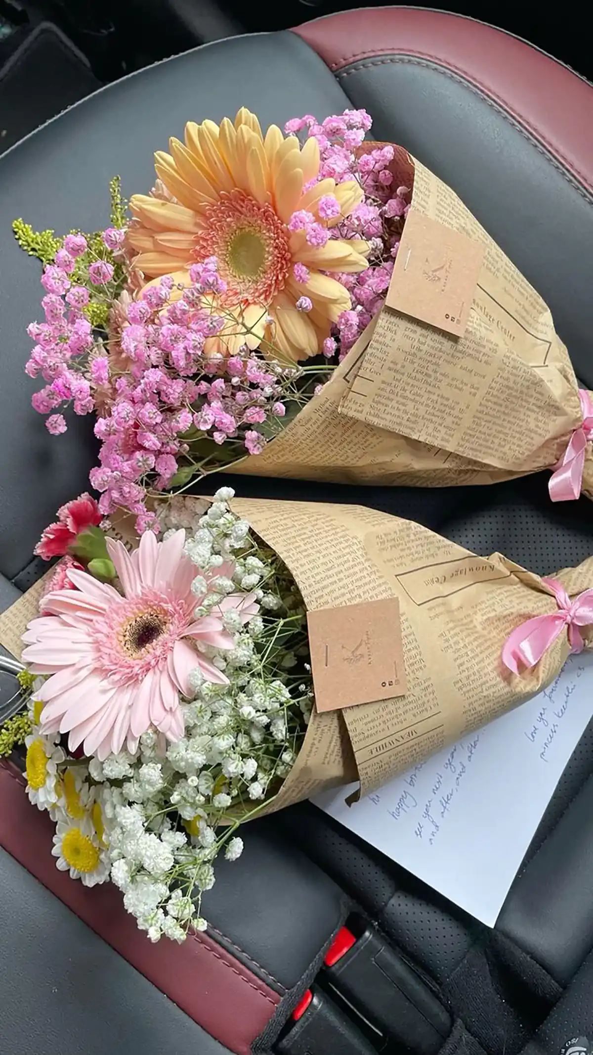 دسته گل ساده و شیک دسته گل لاکچری دسته گل ارزان دسته گل کوچک برای هدیه دسته گل ژیپسوفیلا دسته گل هدیه