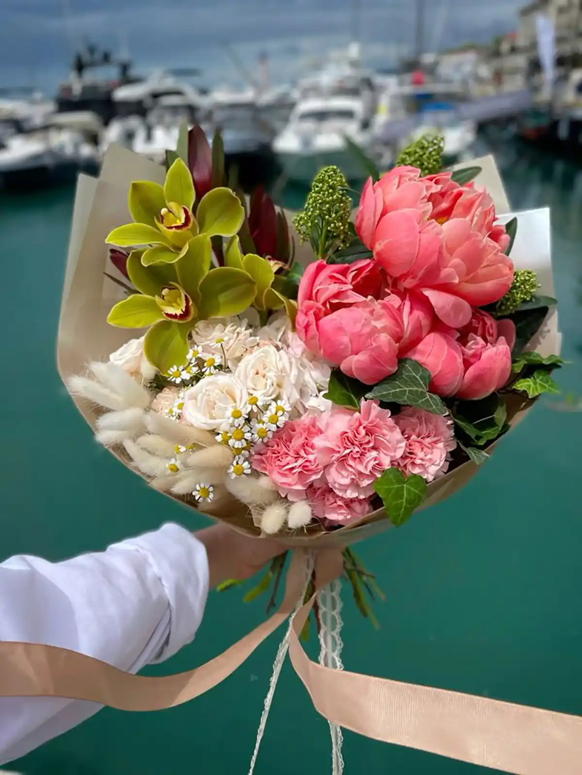 دسته گل ساده و شیک دسته گل لاکچری دسته گل ارزان دسته گل کوچک برای هدیه دسته گل ژیپسوفیلا دسته گل هدیه