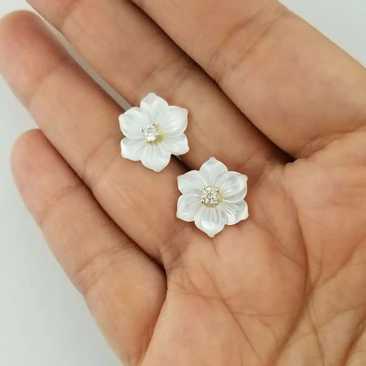 گوشواره میخی طلا دیجی کالا
گوشواره میخی کوچک طلا
گوشواره نگینی طلا
گوشواره بخیه ای طلا
گوشواره میخی مردانه