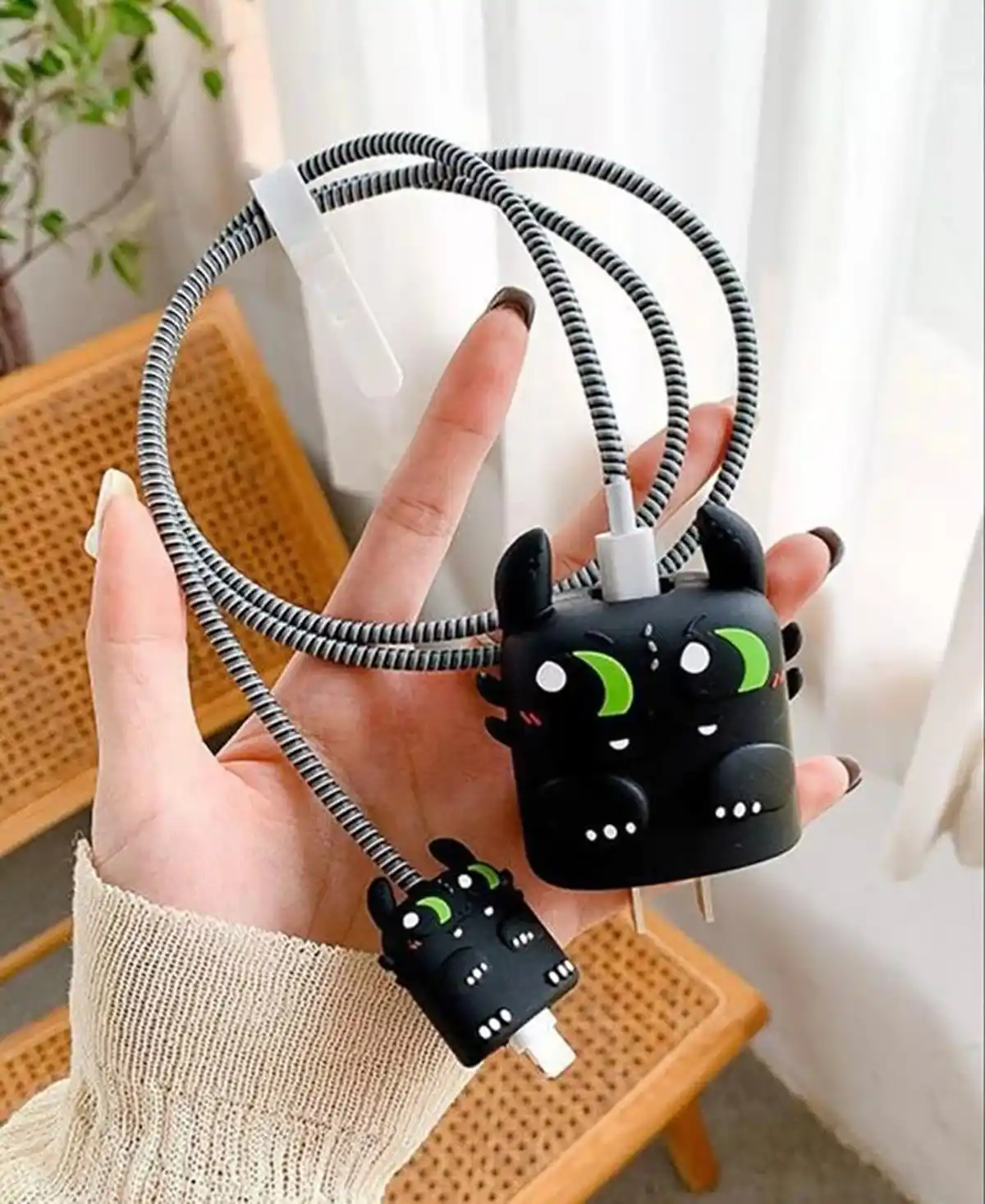 محافظ شارژر فانتزی