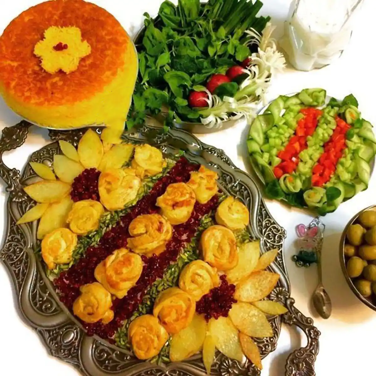 تزیین برنج مجلسی شابلون تزیین برنج تزیین برنج ساده و زیبا تزیین برنج عروس تزیین زرشک پلو مجلسی تزیین مرغ مجلسی در دیس