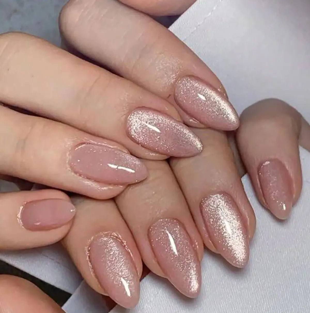 لاک چشم گربه ای کهکشانی
لاک چشم گربه ای صورتی
لاک چشم گربه ای قهوه ای
لاک چشم گربه ای بنفش
لاک چشم گربه ای قرمز
لاک چشم گربه ای نقره ای