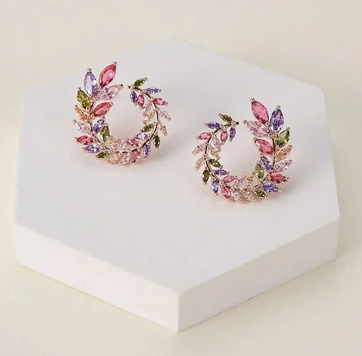 مینیمال
گوشواره مینیمال طلا
گوشواره مینیمال فانتزی
گوشواره مینیمال کیوت
خرید گوشواره مینیمال طلا
گوشواره آویز طلا
گوشواره میخی طلا
