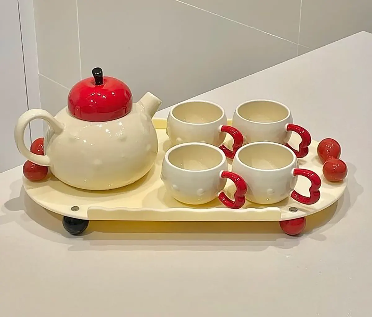 فنجان چای خوری کریستال
سرویس چای خوری چینی
ست چایخوری دو نفره
سرویس چای خوری فانتزی
لیوان چای خوری پاشاباغچه
سرویس چای خوری انگلیسی