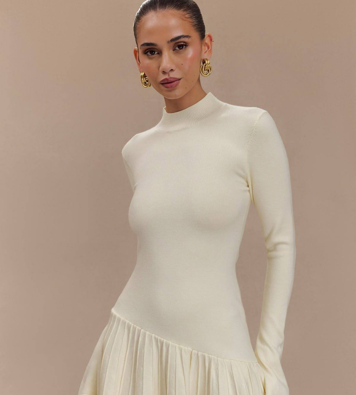 پیراهن سفید زنانه کوتاه