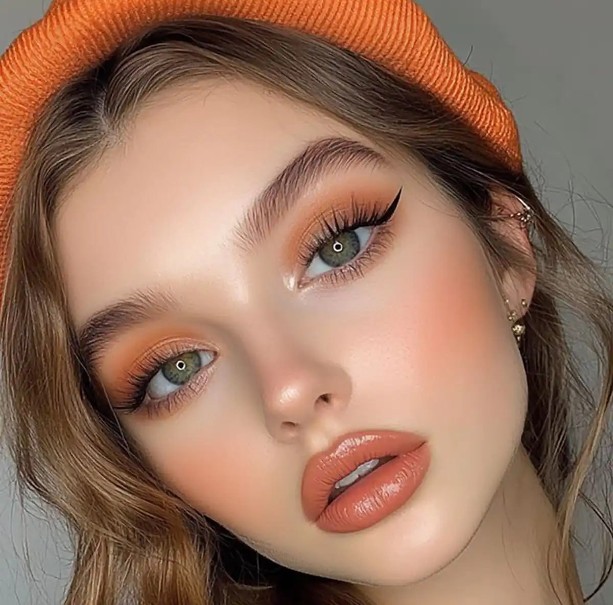 میکاپ ساده و شیک