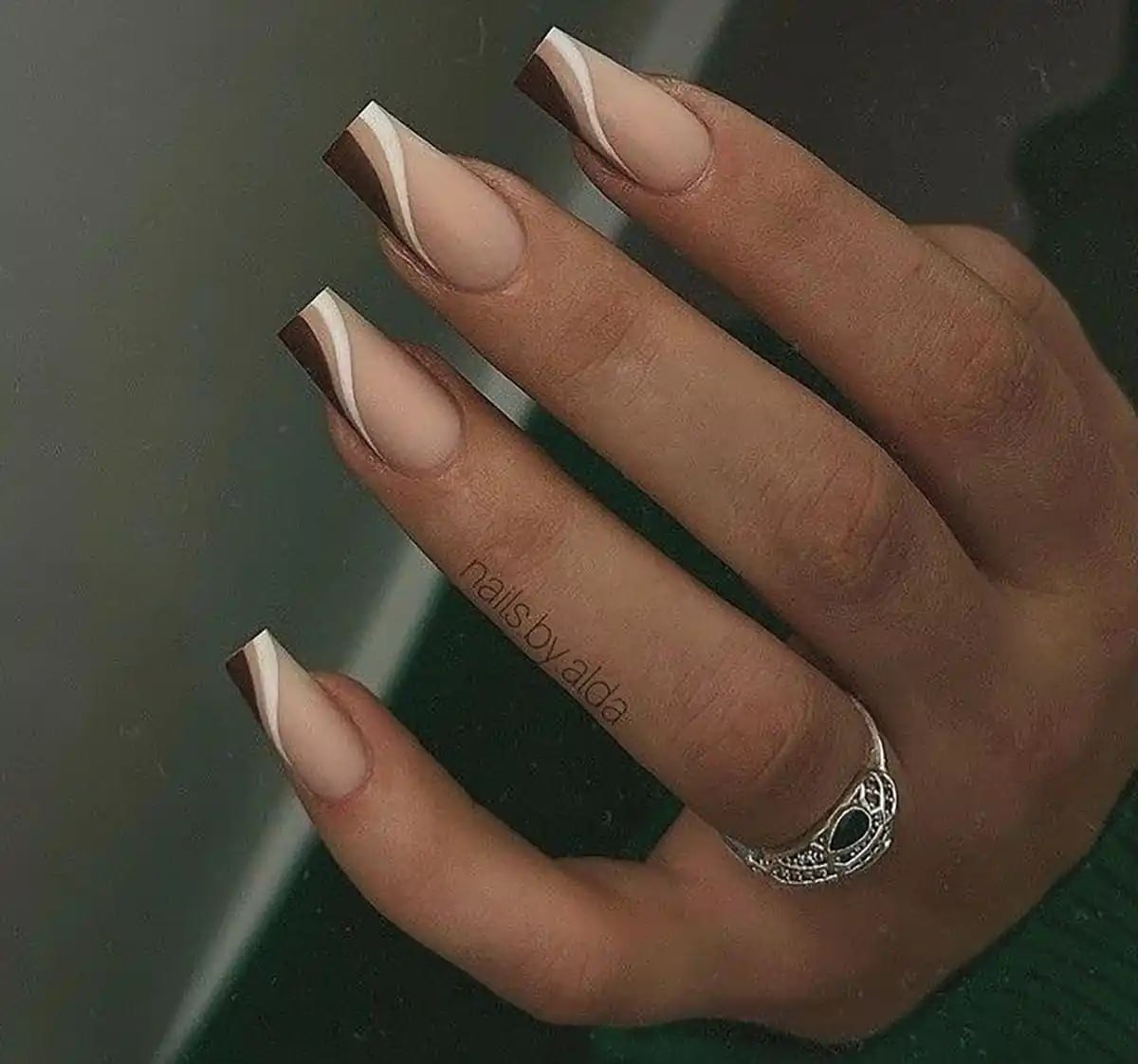 طرح ناخن پاییزی ساده و شیک