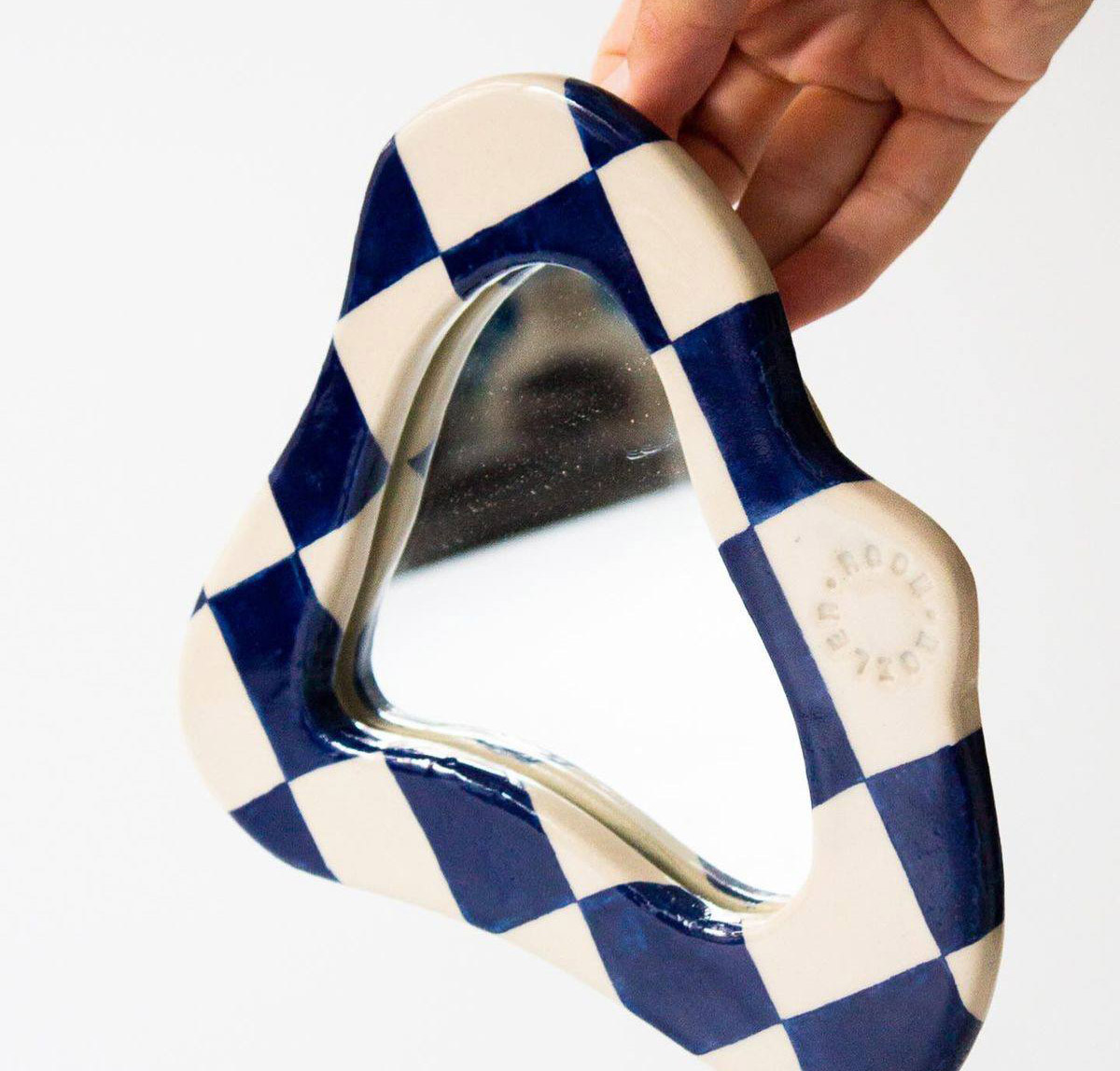قیمت آینه متری در شیشه بری