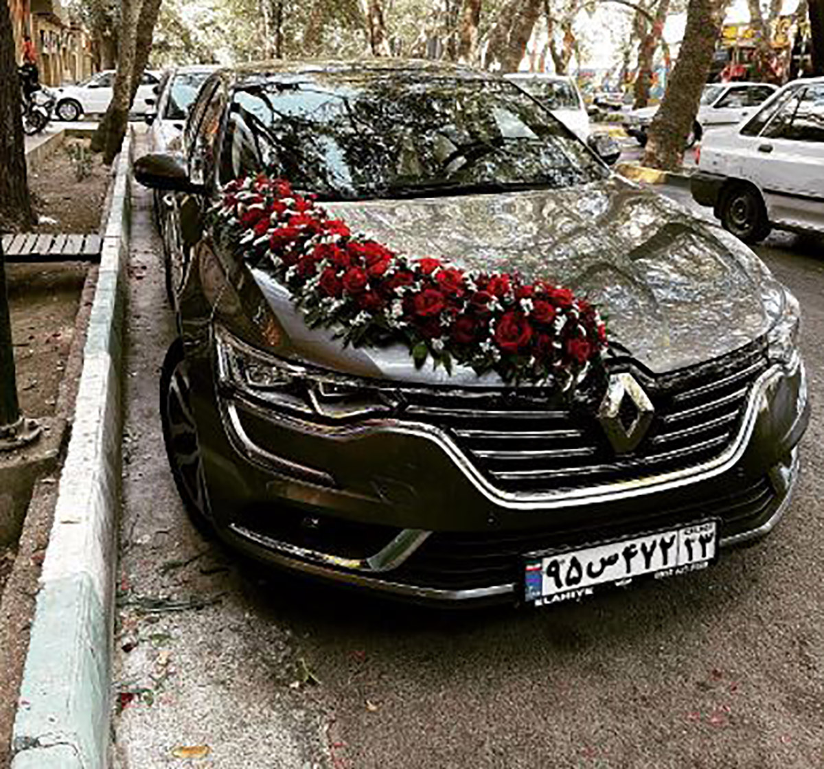 ماشین عروس ساده و کم هزینه