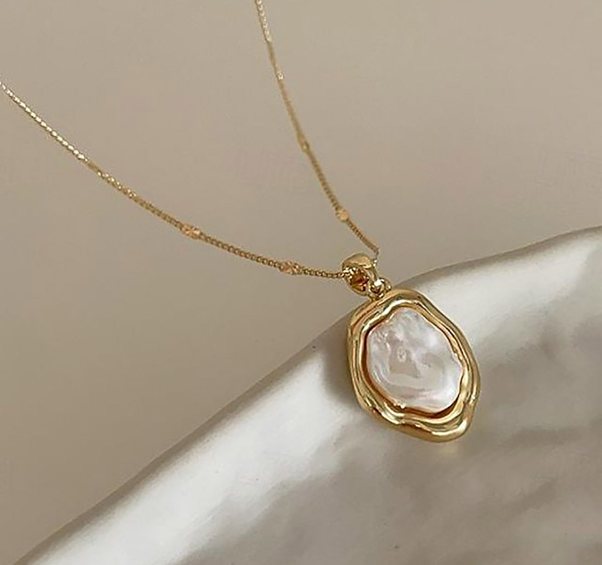 گردنبند طلا زنانه سنگین