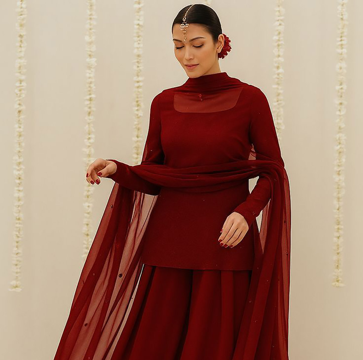 لباس ساری هندی به انگلیسی