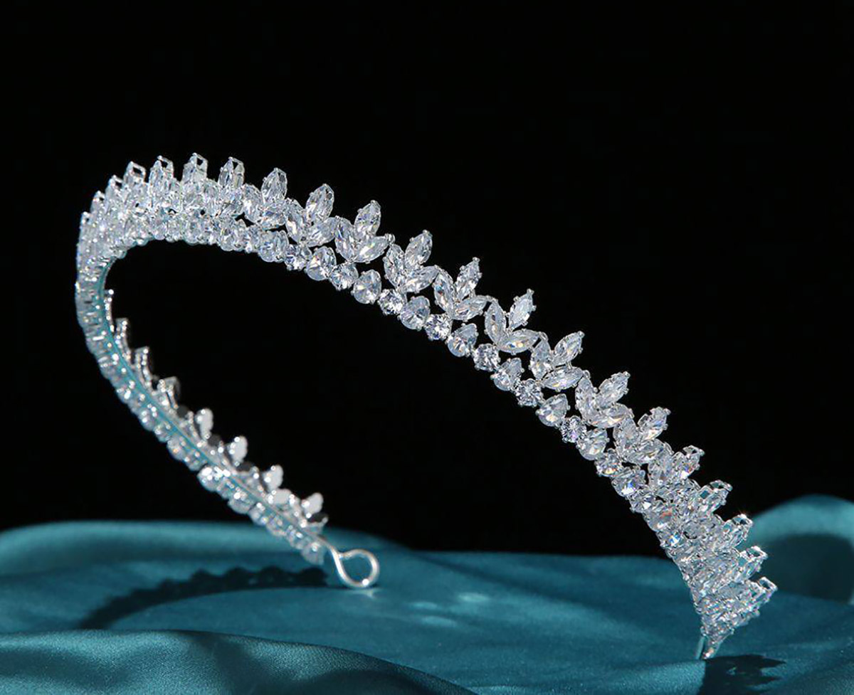 تاج عروس گرد
