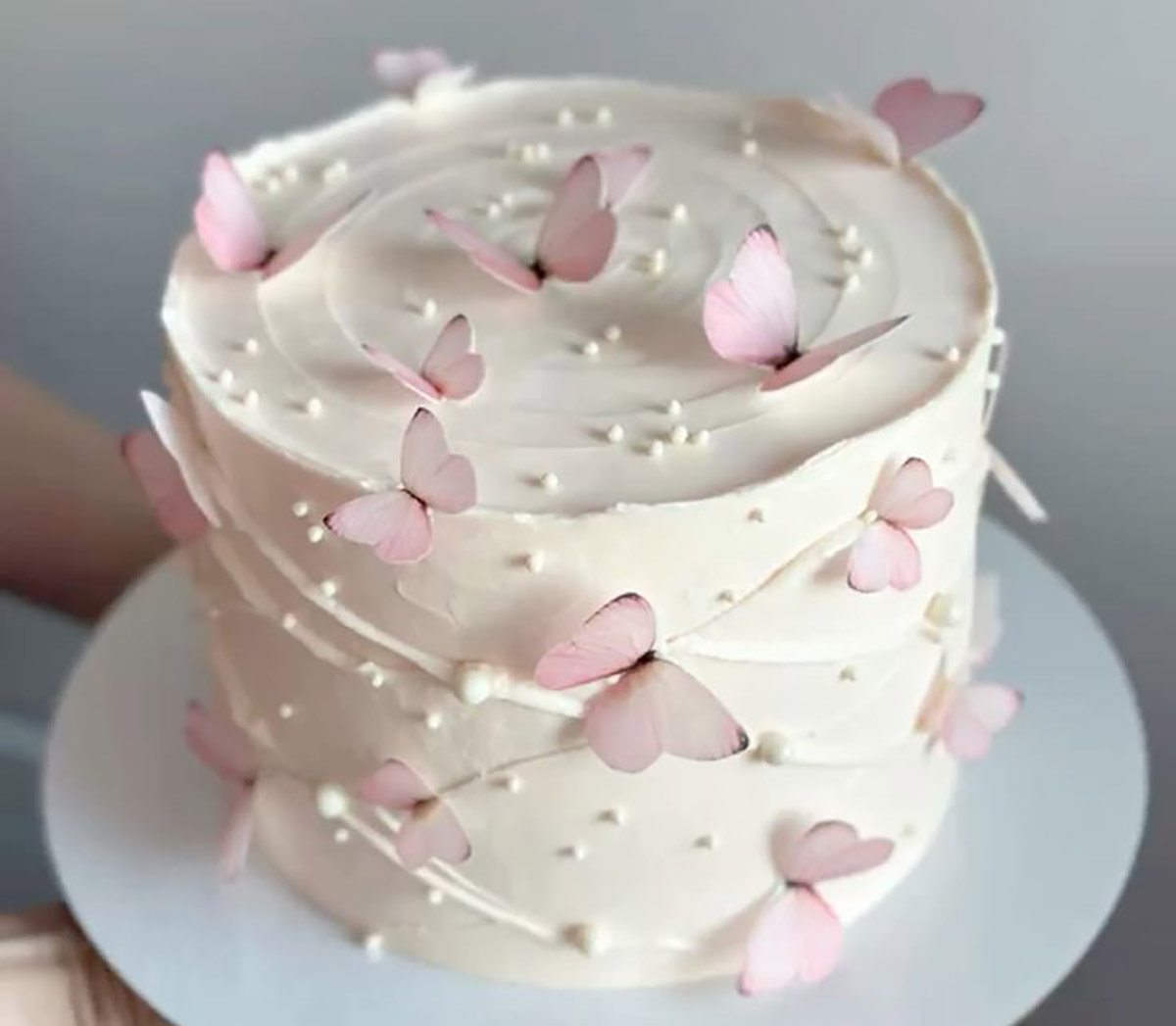 عکس کیک تولد دخترانه شیک و ساده