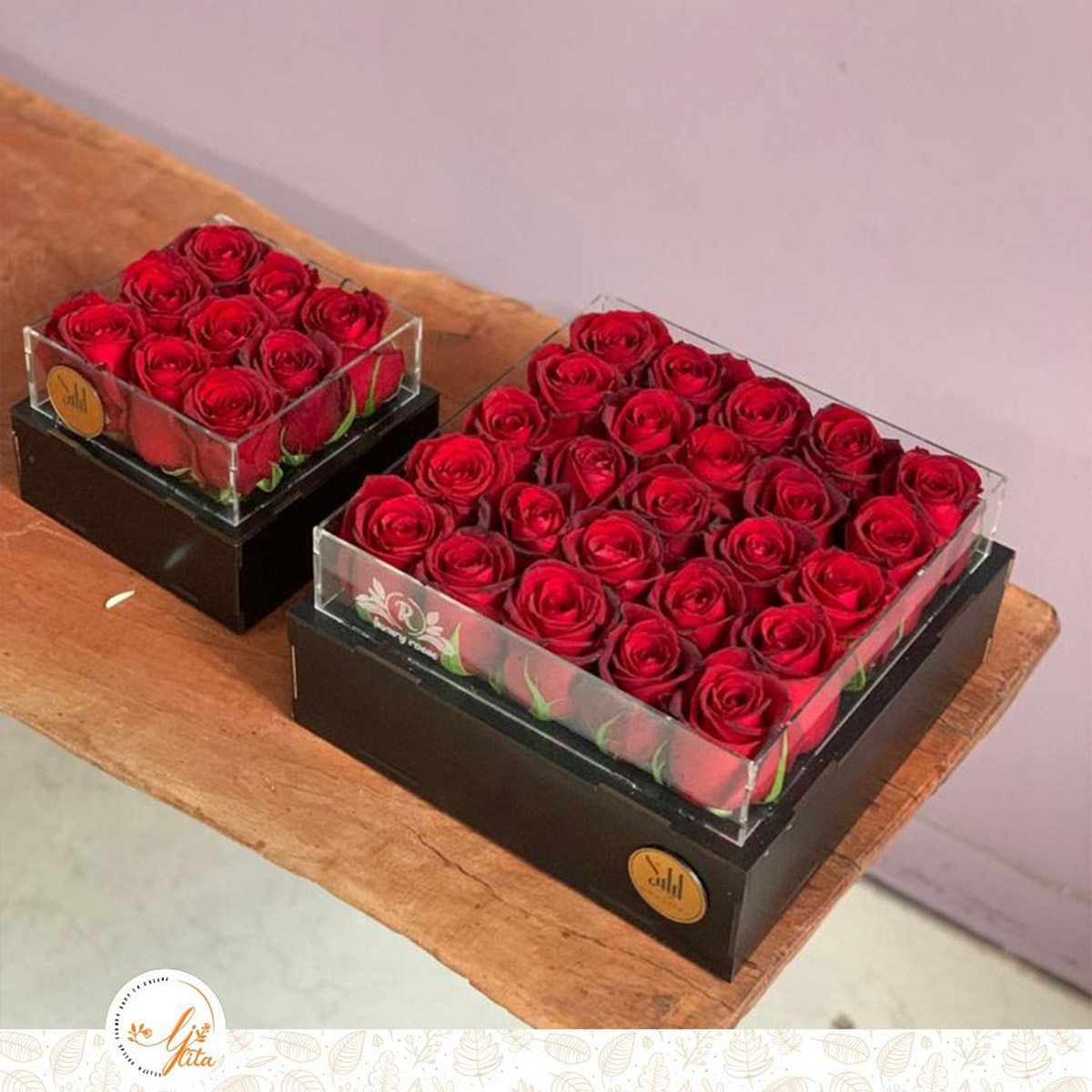 باکس شیشه ای گل طبیعی