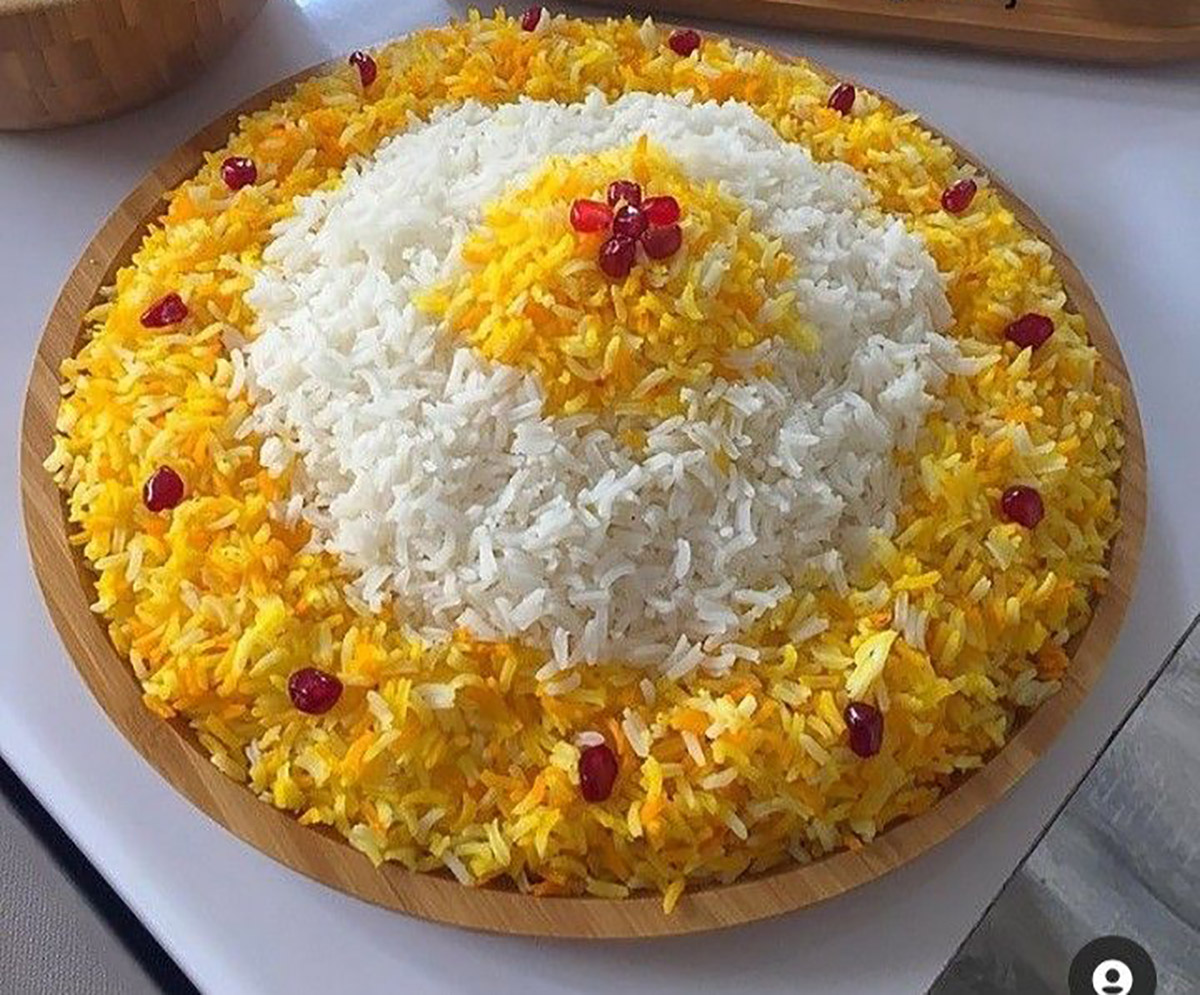 تزیین برنج با زعفران خالی