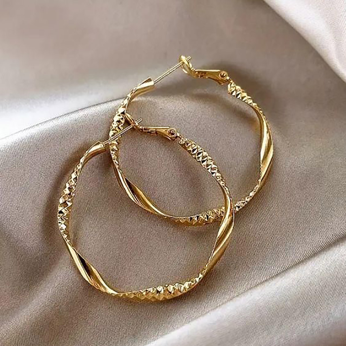گوشواره حلقه ای متوسط