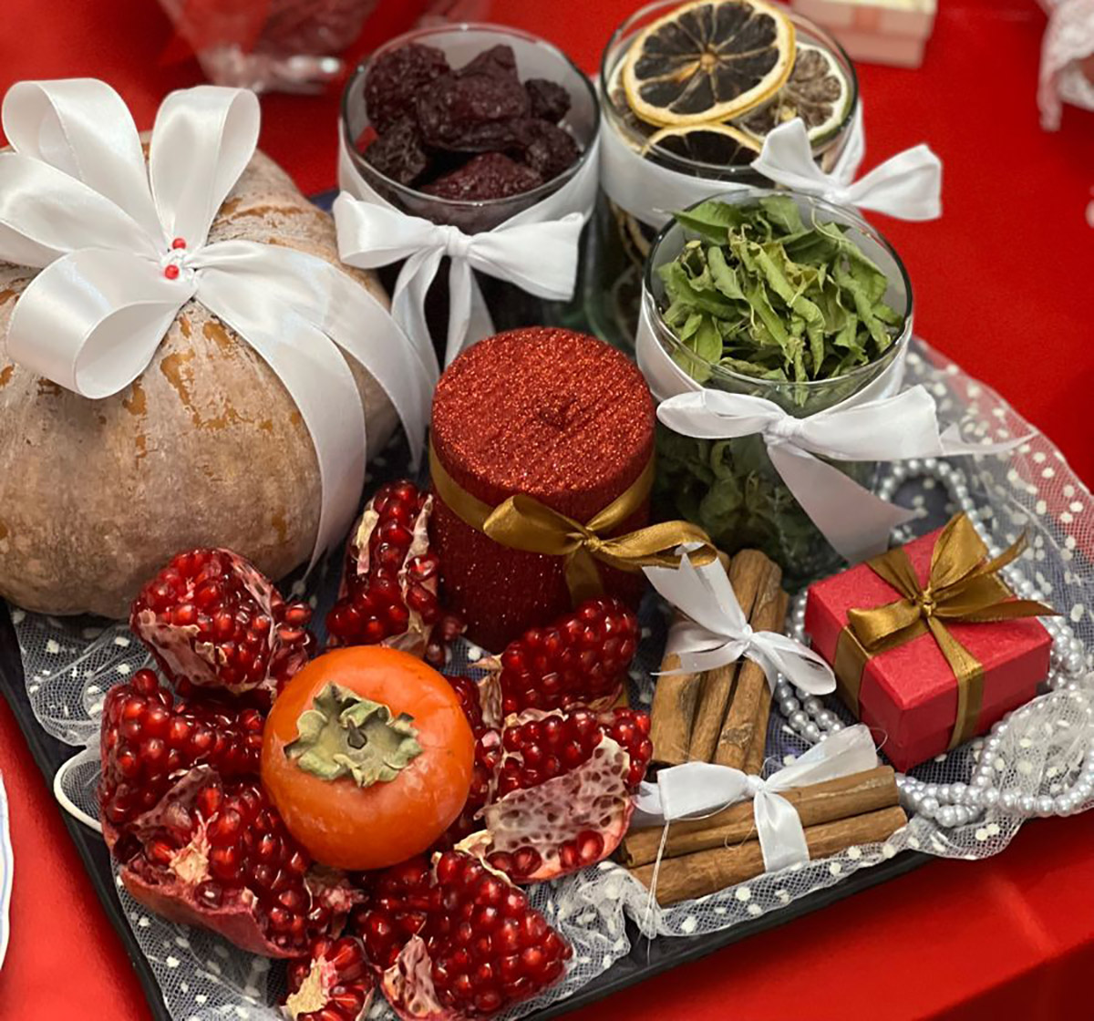 تزیین شب یلدا برای عروس اینستاگرام