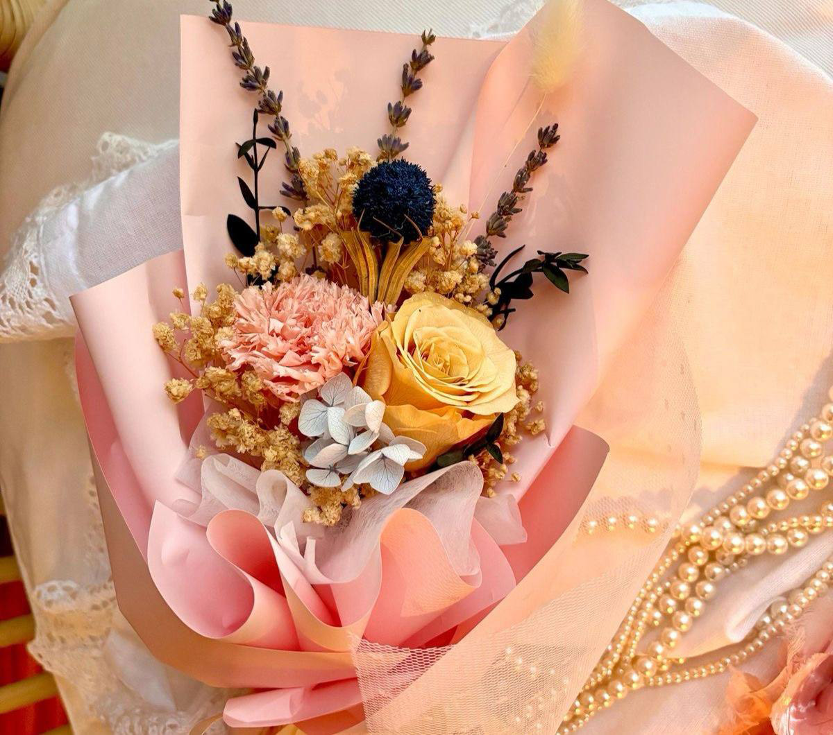 دسته گل کوچک برای هدیه