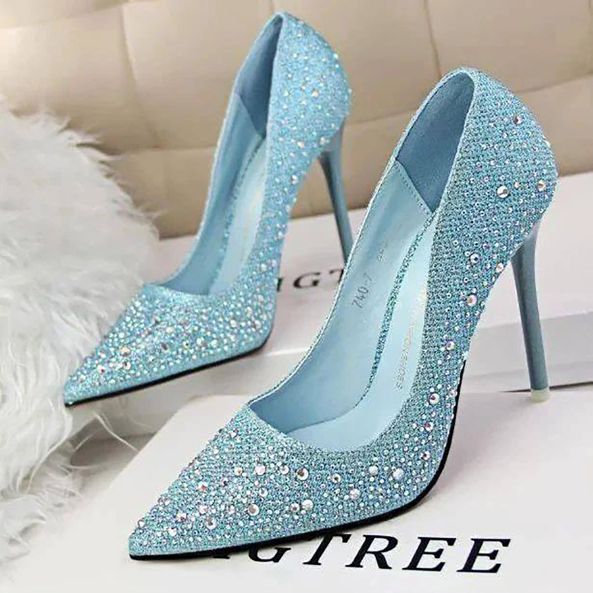 کفش پاشنه بلند دخترانه برای عروسی